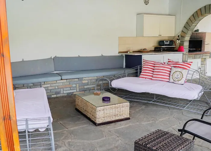 בית נופש Renaissance Holidays Nea Kallikrateia