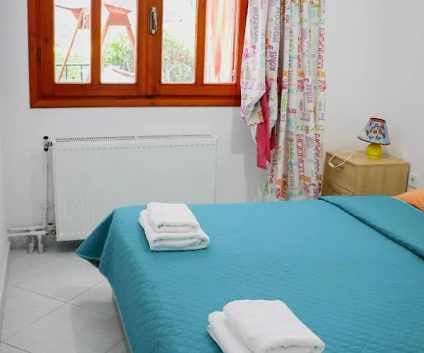 Nyaraló Renaissance Holidays *