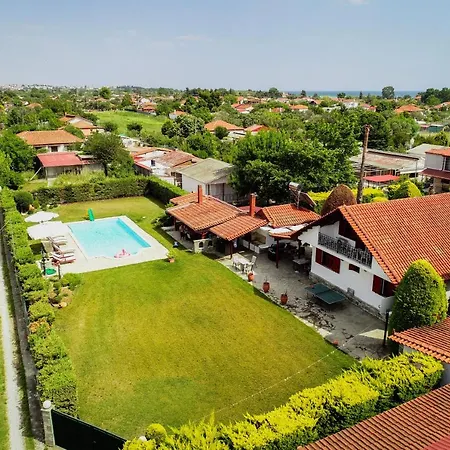 Renaissance Holidays *